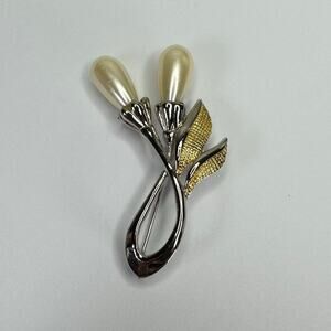 Vintage Lily Flower Brooch Teardrop Faux Pearl Elegant 2.5" Silver & Gold Tone